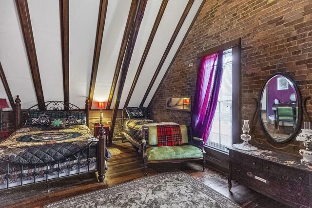 DuPreist Room